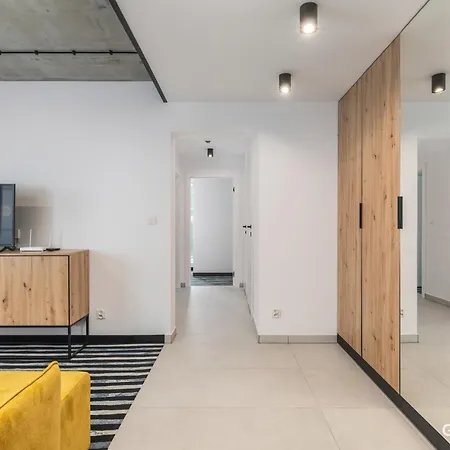 Apartment Port By Jantar